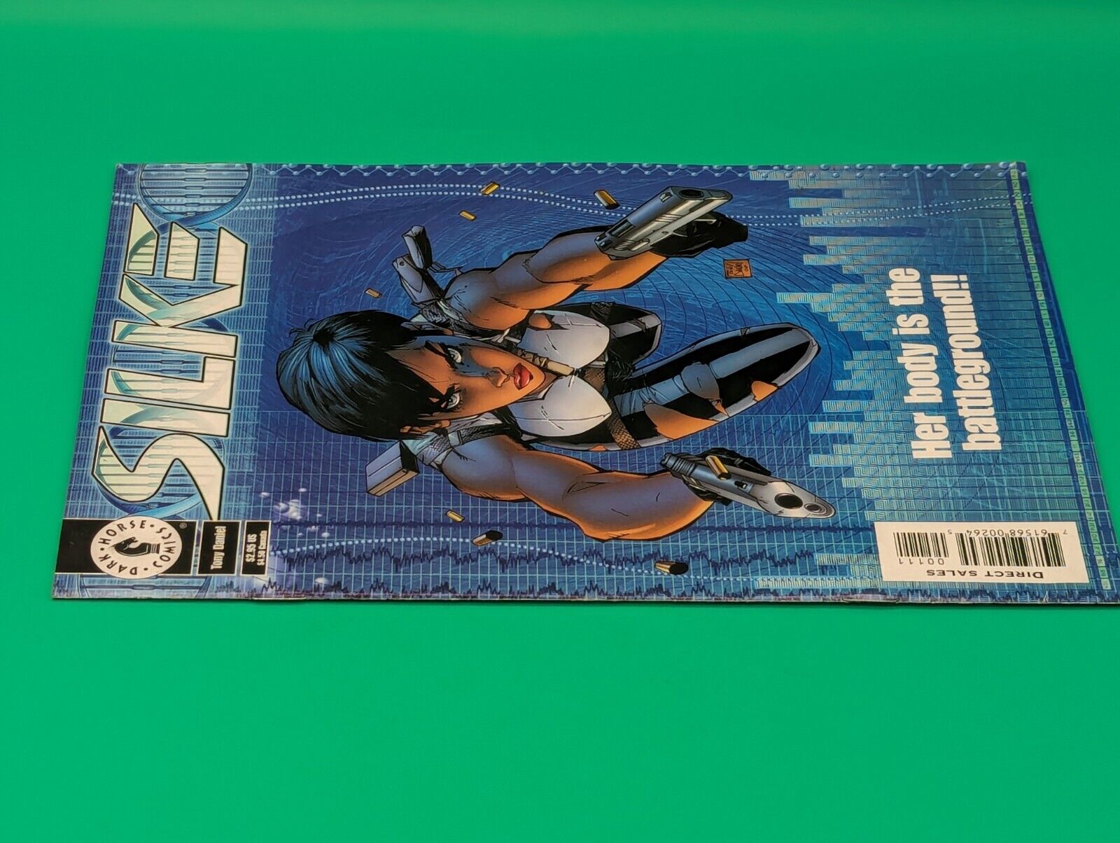 Silke #1 (2001) - Dark Horse Comics - VF/NM Collectibles:Comic Books & Memorabilia:Comics:Comics & Graphic Novels JJJambers Jamboree   