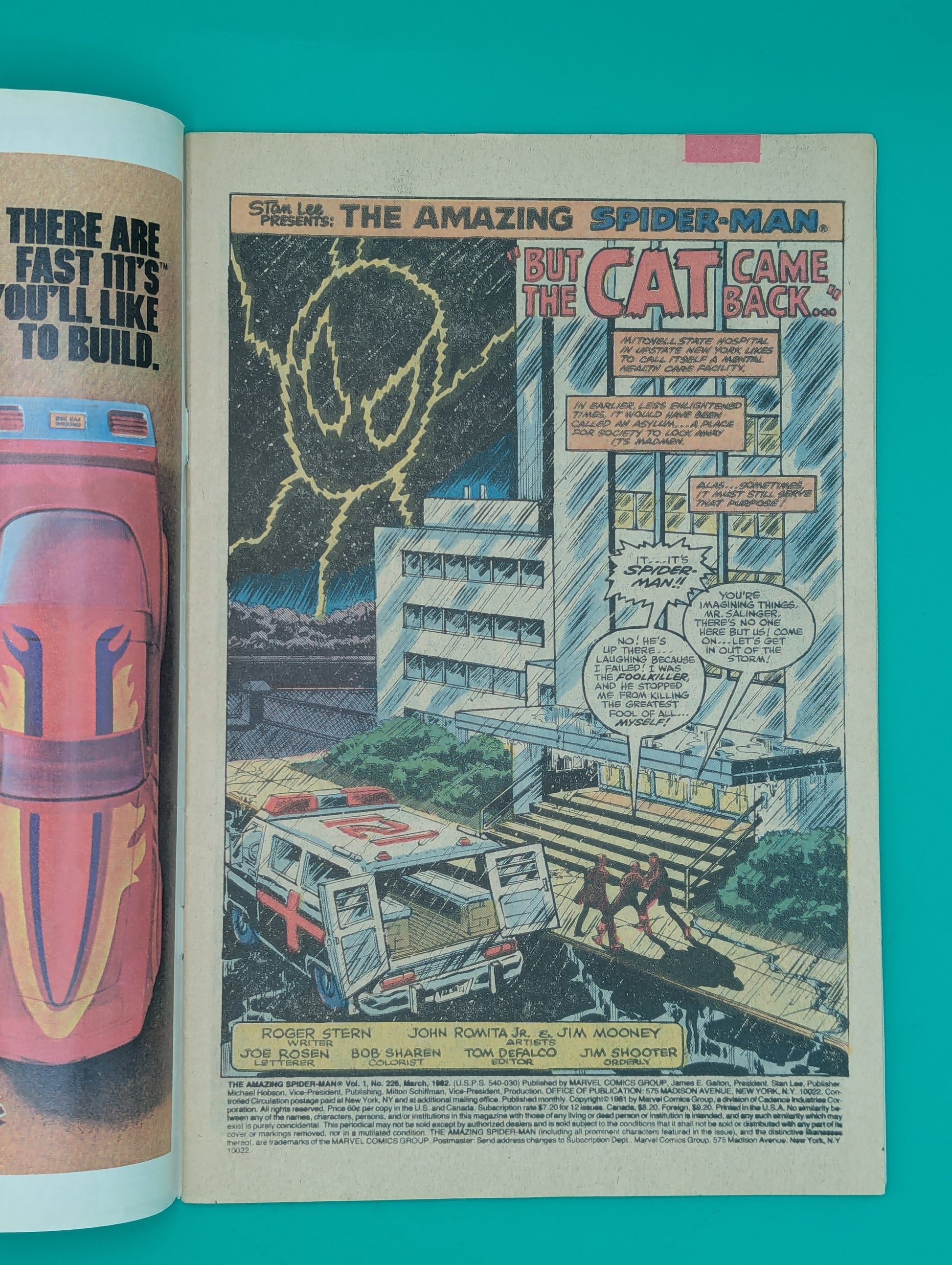 Spider-Man, Amazing: She's Back... The Black Cat #226 [Newsstand](1982) - Marvel Comic - VF minus Collectibles:Comic Books & Memorabilia:Comics:Comics & Graphic Novels JJJambers Jamboree