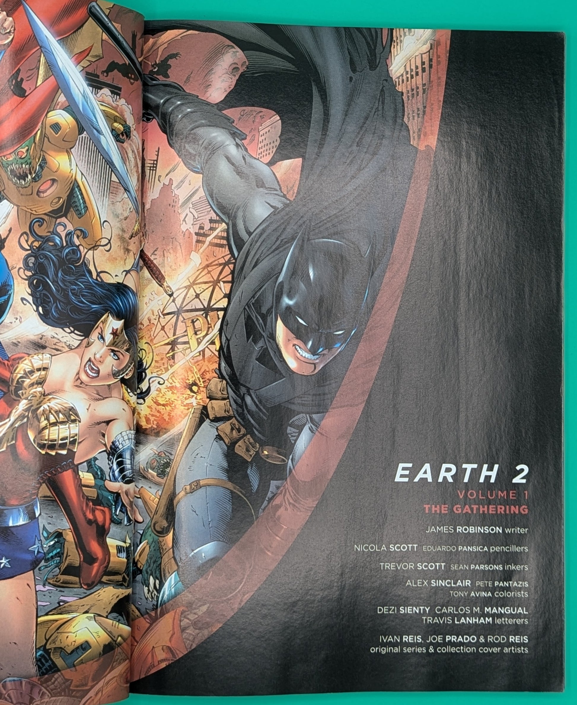 Earth 2, New 52 Vol. 1: The Gathering (2012) - DC TPB Collectibles:Comic Books & Memorabilia:Comics:Comics & Graphic Novels JJJambers Vintage Vault   