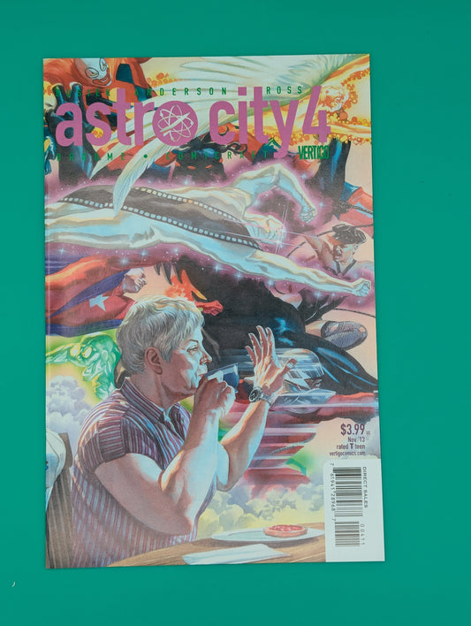 Astro City #4 (2013) - Vertigo Comic Collectibles:Comic Books & Memorabilia:Comics:Comics & Graphic Novels JJJambers Jamboree