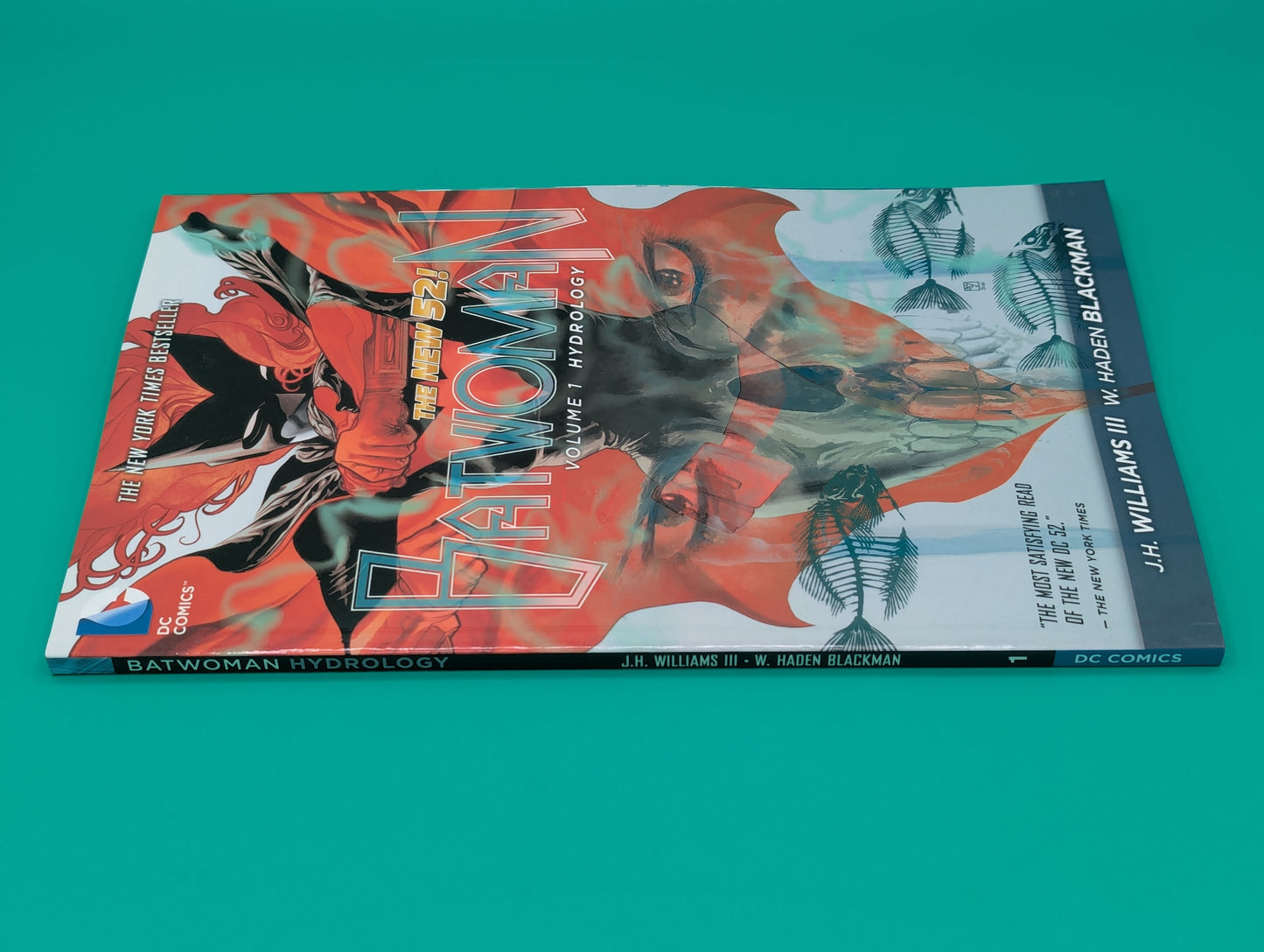 Batwoman Vol. 1: Hydrology (2012) - DC TPB Collectibles:Comic Books & Memorabilia:Comics:Comics & Graphic Novels JJJambers Vintage Vault   