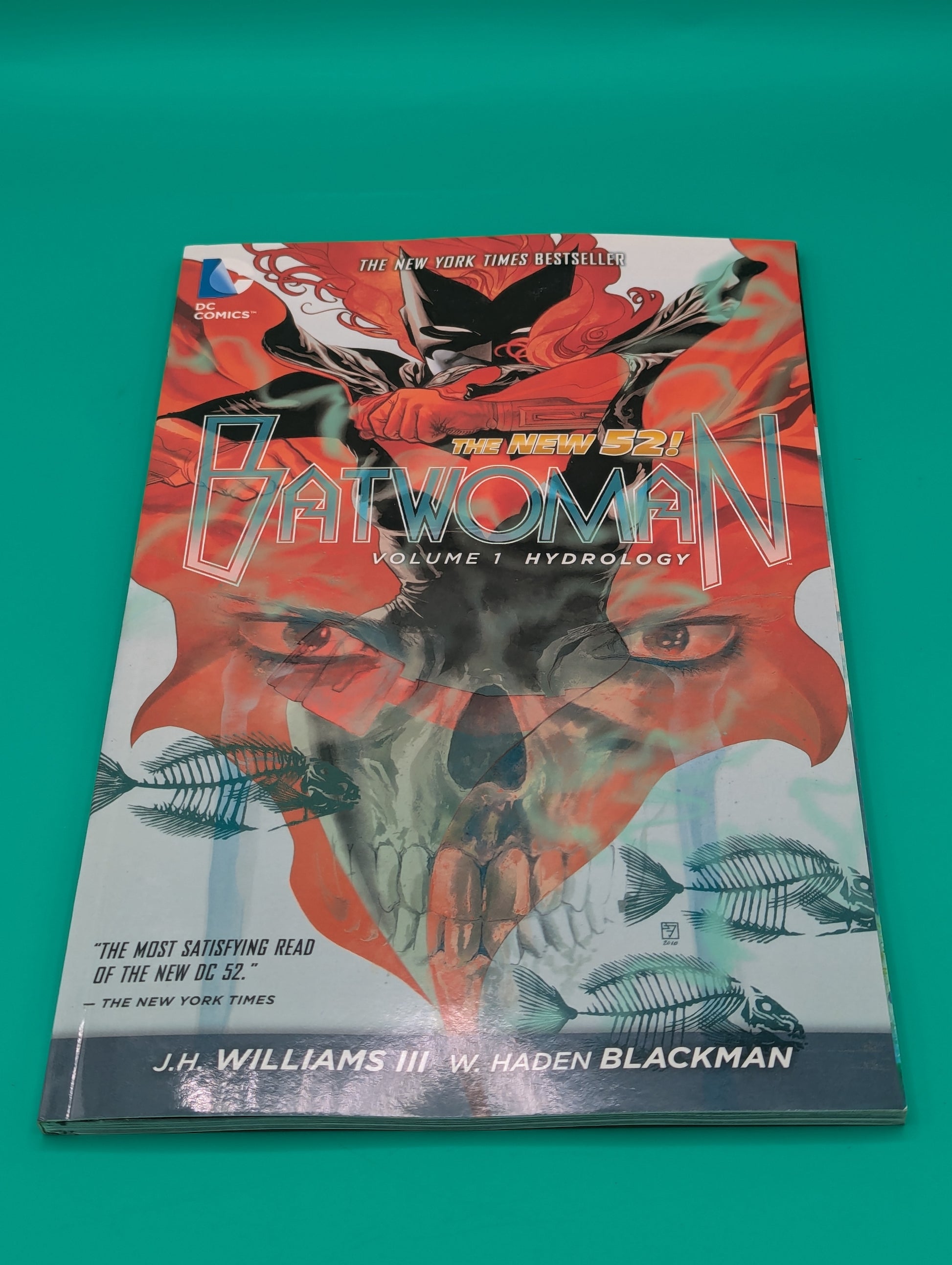 Batwoman Vol. 1: Hydrology (2012) - DC TPB Collectibles:Comic Books & Memorabilia:Comics:Comics & Graphic Novels JJJambers Vintage Vault   